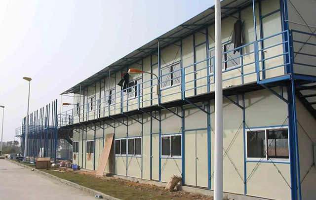 沈陽彩鋼房制作要優(yōu)先考慮到臨時建筑的便利性